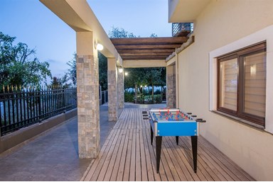 אודם הגולן - החצר והגן