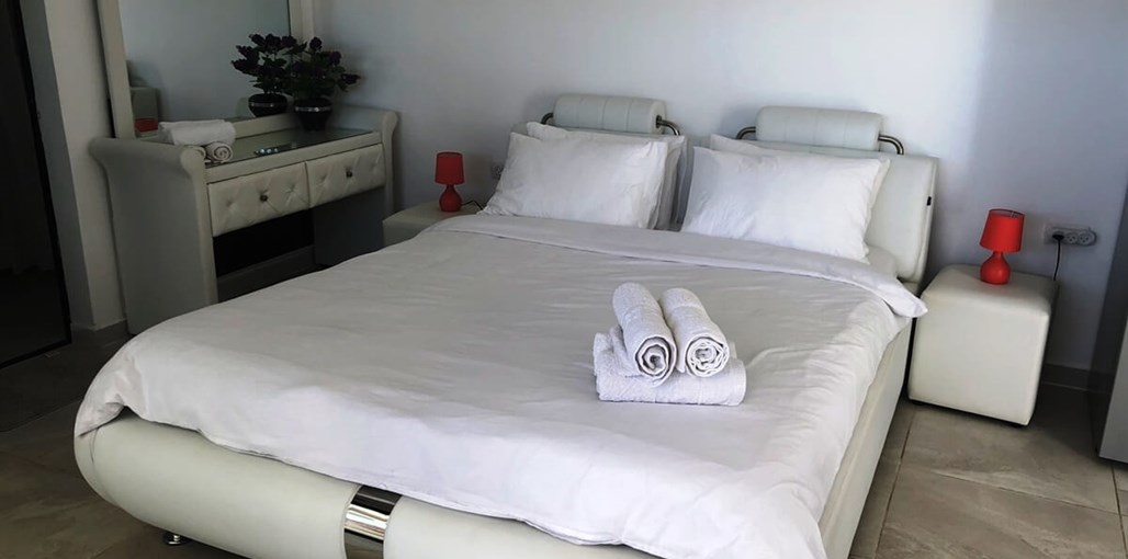 צימר לבנה במדבר קטן חדש (10).jpg