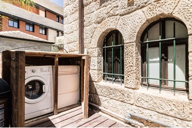 יוקרה בממילא