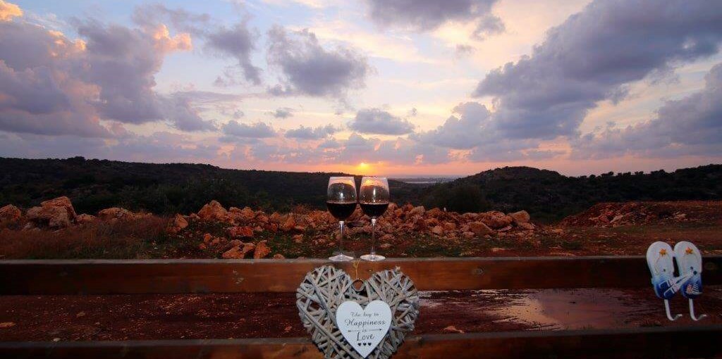 צימר אמורה מתחם חוץ (10).jpg