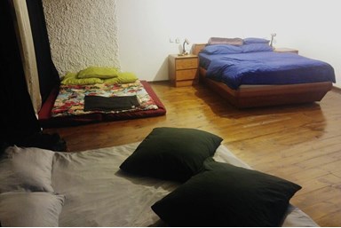 סמדר על הים - הקוטג'