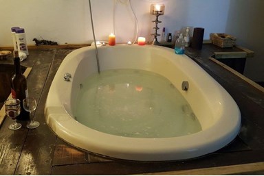 סמדר על הים - הקוטג'