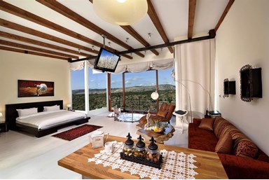 סוויטות פינסטרה