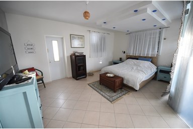 נאורייתא - אמרלד