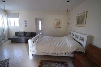 נאורייתא - אמטיסט