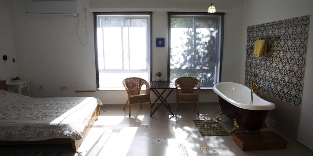 עין כרם המתוקה שלישייה (11).jpg