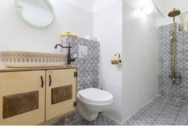 עין כרם המתוקה - משפחתית גדולה