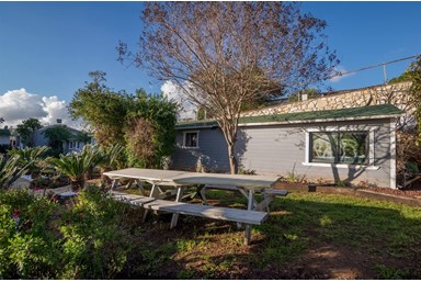 פינה ביער - הבקתה המשפחתית