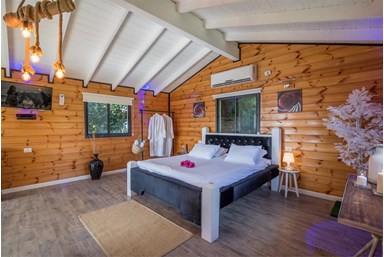 פינה ביער - הבקתות הזוגיות    