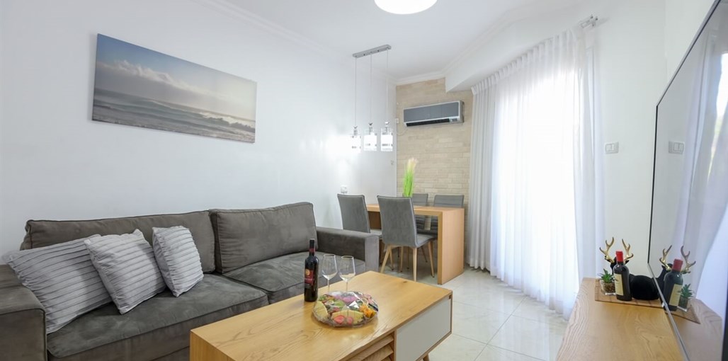 דירות נופש מלכי טבריה לבנה 119 (12).jpg