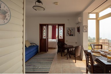 בית הלבנדר - נוף להר