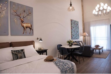 אוליב בגלבוע - סופיריור קומת בריכה