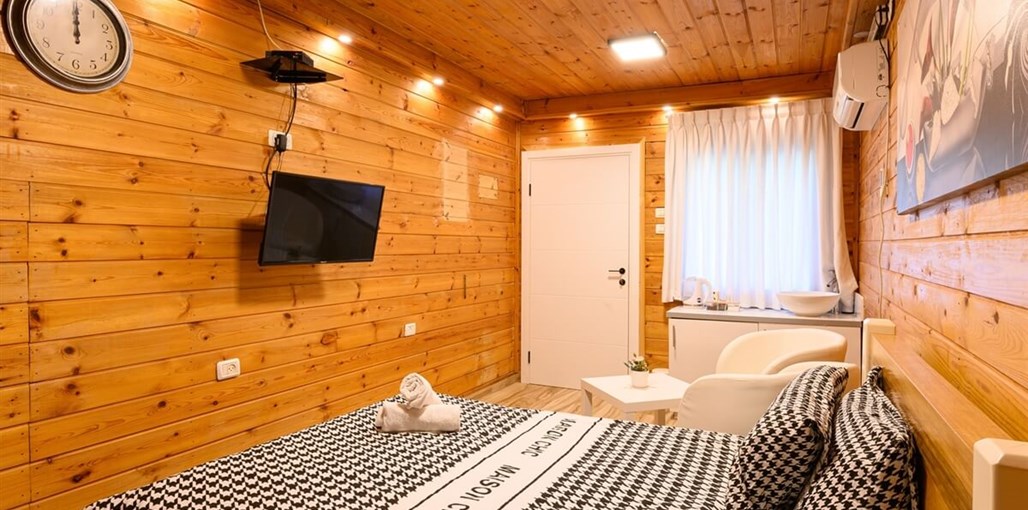 צימרים בלב השדות טוהר (8).jpg