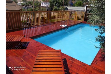 סונטה לאור ירח - Moonlight Sonata - החצר והבריכה הפרטית