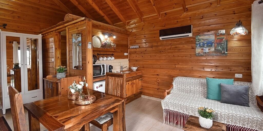 אגמה בקתה (14).jpg