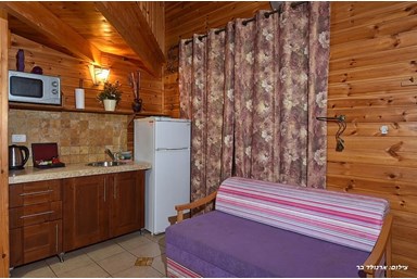 נפלאות הגליל - בקתות גלריה משפחתיות