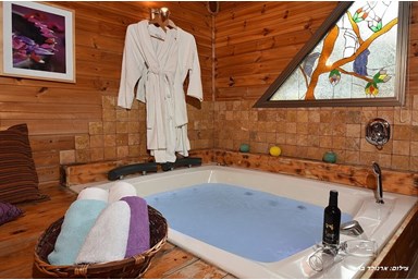 נפלאות הגליל - בקתות גלריה משפחתיות