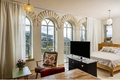 דירות נופש כרמינה עין כרם - דה מאונטן וויו