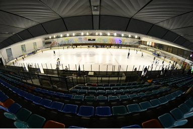 מרכז קנדה לינה - מגוון אטרקציות במתחם!