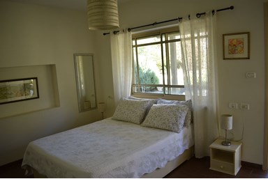 רוטשילד מארח בגליל - הזוגית