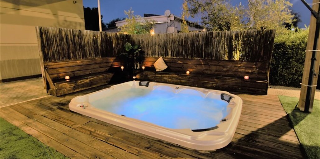 אירוח פאנגיה מצפה רמון מתחם החוץ (9).jpg