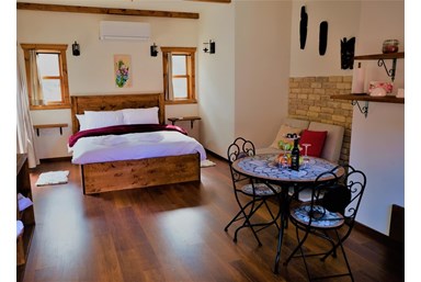 בלב אודם - הבקתות