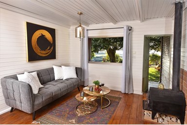 מול הרים וים