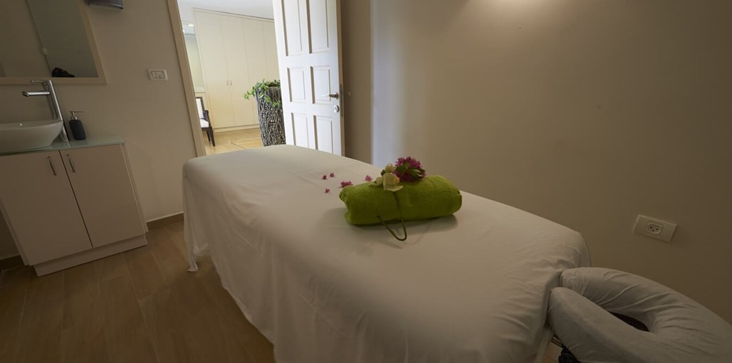 חלומות נפתלי ספא (1).jpg