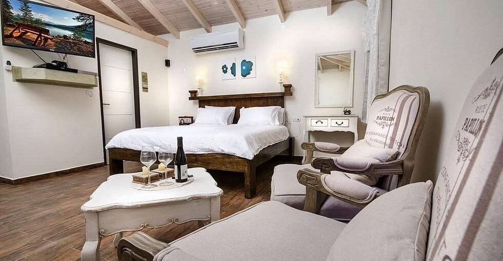 הפינס Happy Ness חדרי אירוח (9).jpeg