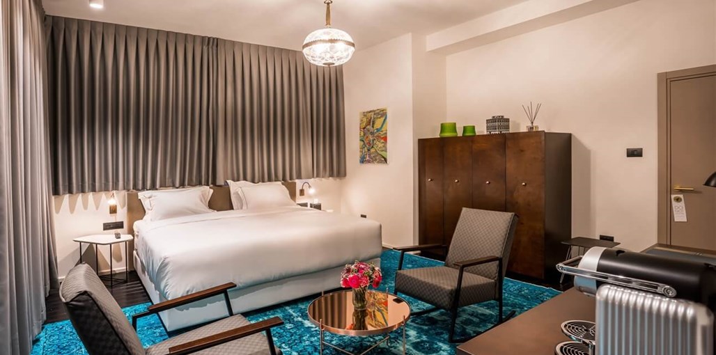 מלון בוטיק ליר סנס האחת והמיוחדת  (3).jpg