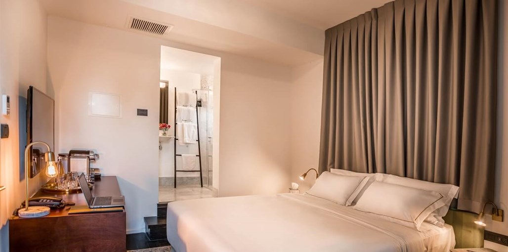 מלון בוטיק ליר סנס חדר עסקים (2).jpg