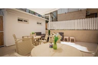 הוטל גארדן 68 TLV - החדרים