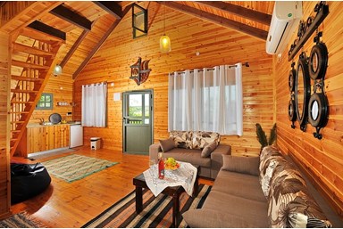 עמיר צימרים בכליל - החרוב