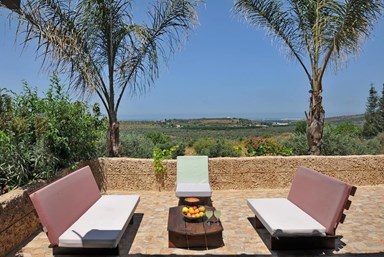 עמיר צימרים בכליל - היסמין