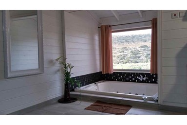 נופי כלנית - הבקתות