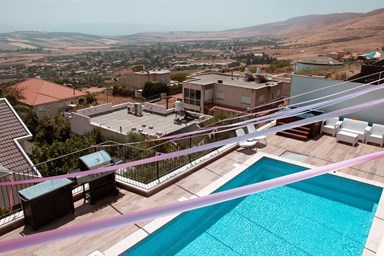 ורדינונה - הבריכה והנוף