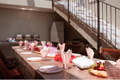 ורדינונה - הבריכה והנוף