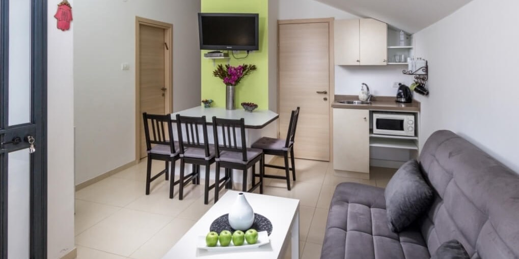 בקתות קסם בלבן סוויטה (5).jpg