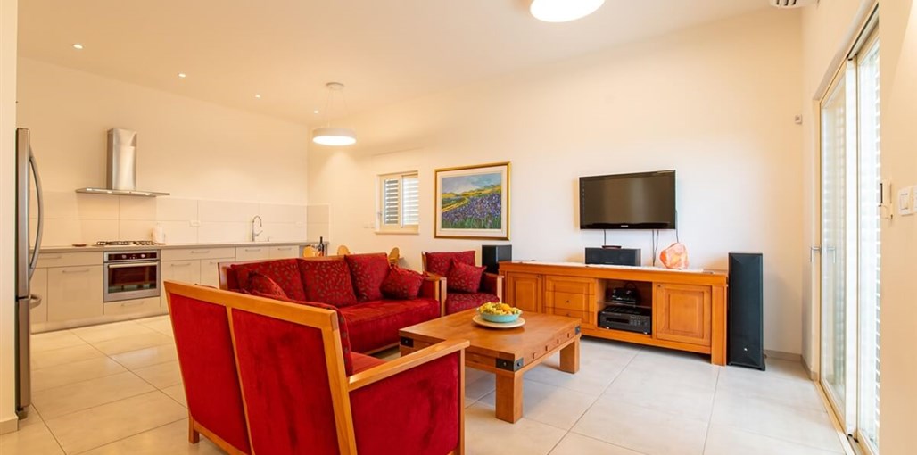 נופש שלו בנוף כנרת נופש שלו בנוף כנרת (1).jpg