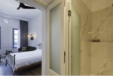 עכותיקה - פרימיום ג'וניור