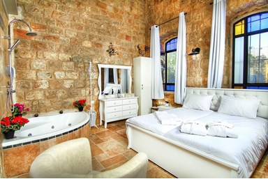 שלווה בצפת העתיקה - וילת המעיין