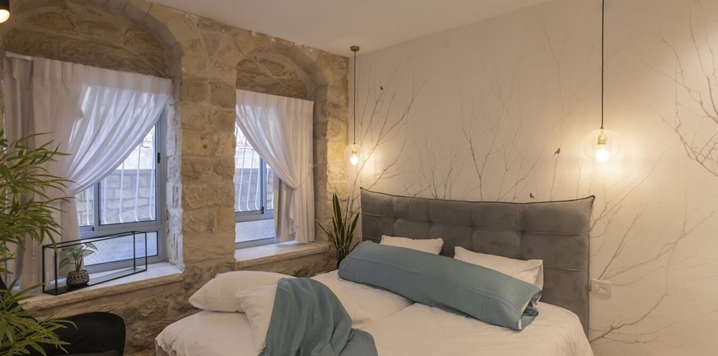 שלווה בצפת העתיקה אצולת הכיכר B (1).jpg