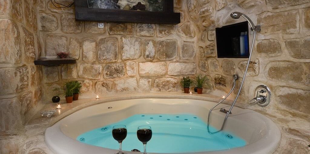 שלווה בצפת העתיקה קאזיס (5).jpg