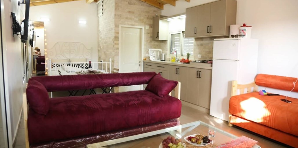 שקיעת הדובדבן יחידת האירוח (1).jpeg