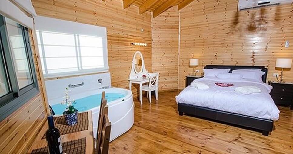 קלודין בקתות יוקרה קלודין - בקתות משפחתיות (6).jpg