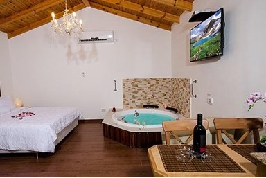 קלודין בקתות יוקרה