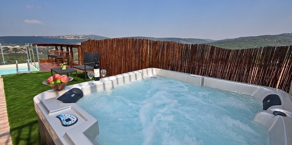 עטרת הנוף עטרת הנוף - החצר (10).jpeg