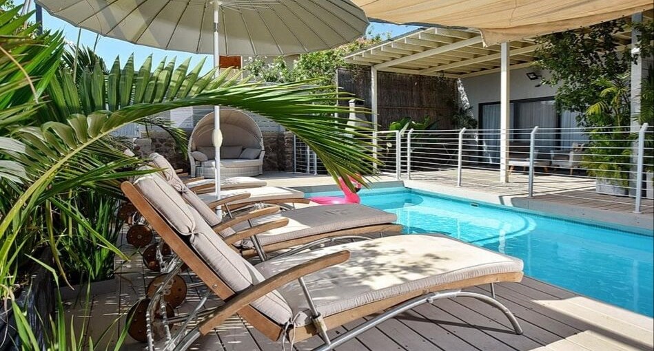 צימר נועם לב צימר נועם לב - החצר והבריכה (8).jpg