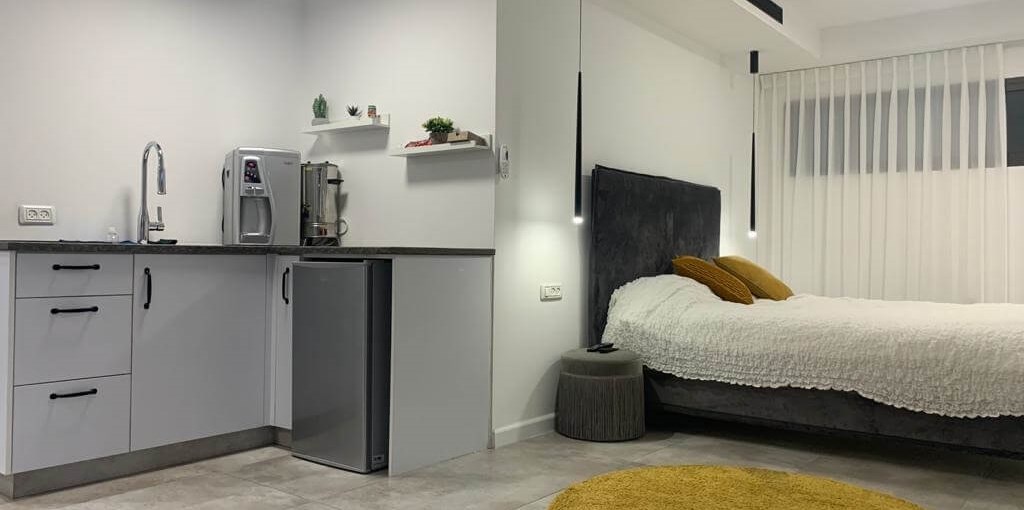 אירוח עץ הפעמונים הדירה (11).jpeg