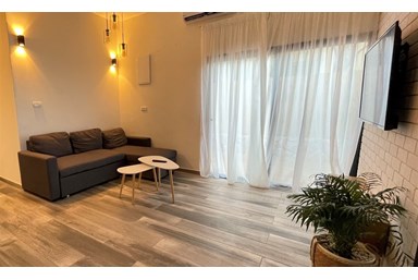 על צוקי הגלבוע - סוויטת בוטיק